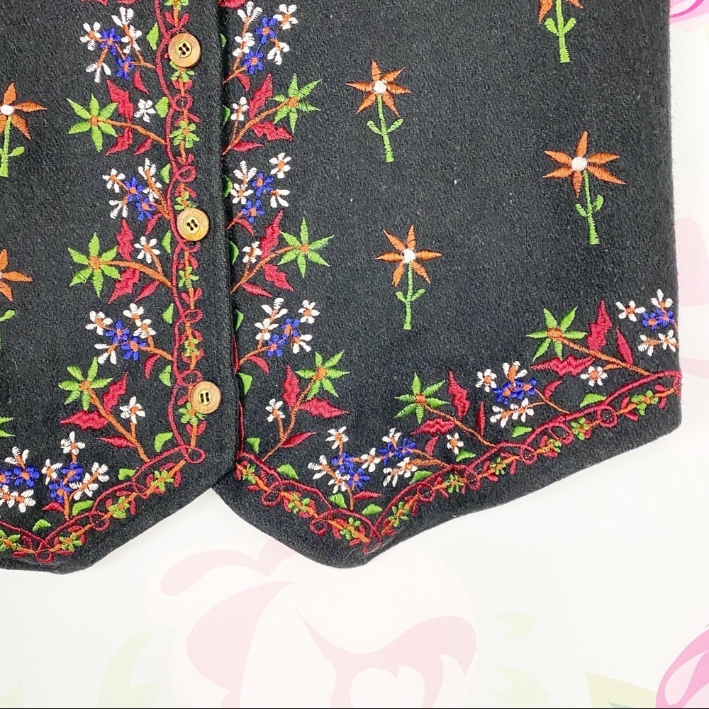 Vintage Boho Floral Embroidered Button Vest S - Picture 3 of 6